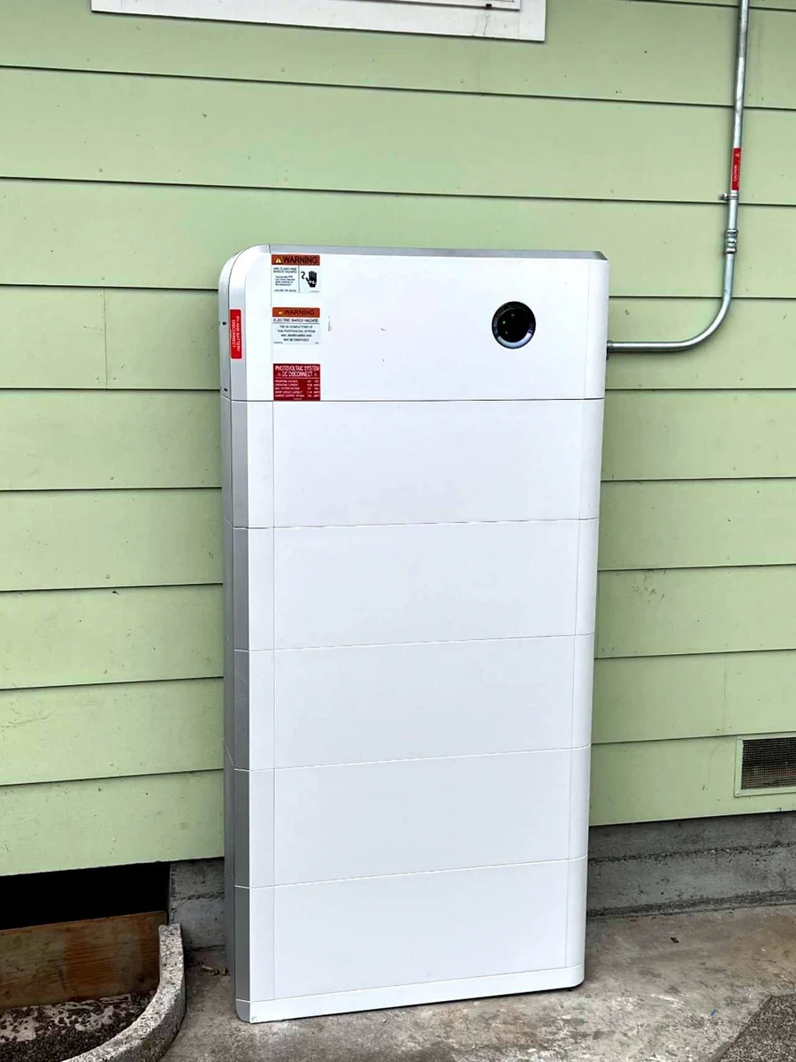 Wall mount: clean garage, no outdoor box